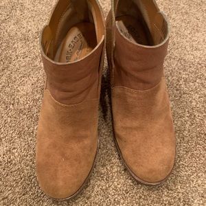 Kork-Ease rust booties size 6